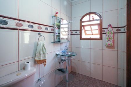 Casa para alugar com 279m², 3 quartos e 5 vagas Casa para alugar com 279m², 3 quartos e 5 vagasBanheiro da Suíte 2