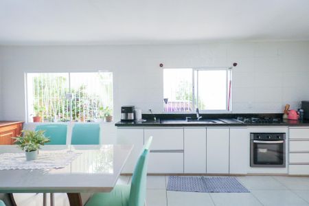 Casa para alugar com 279m², 3 quartos e 5 vagas Casa para alugar com 279m², 3 quartos e 5 vagasCozinha