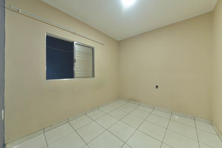 Quarto 1 de casa à venda com 2 quartos, 52m² em Jardim Casablanca, São Paulo