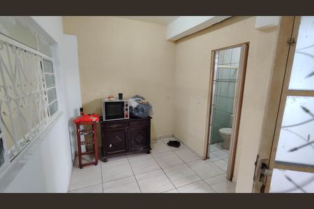 Antesala de casa para alugar com 3 quartos, 268m² em Tanquinho, Ferraz de Vasconcelos