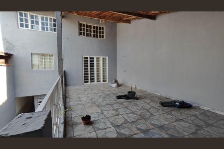 Casa para alugar com 268m², 3 quartos e 3 vagasTerraço