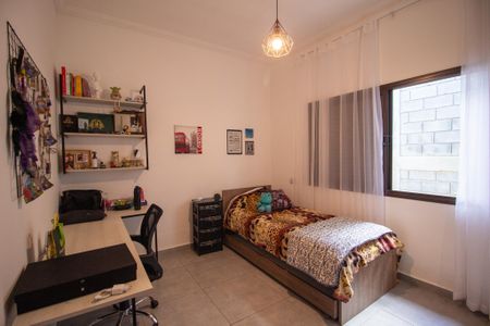 Casa de condomínio para alugar com 205m², 3 quartos e 2 vagasQuarto 1