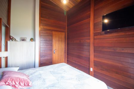 Casa de condomínio para alugar com 205m², 3 quartos e 2 vagasSuite 