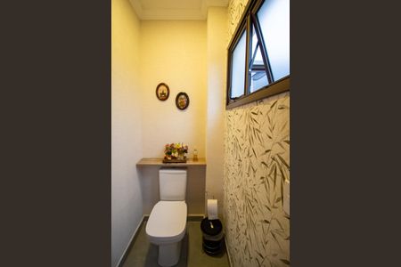 Casa de condomínio para alugar com 205m², 3 quartos e 2 vagasLavabo 