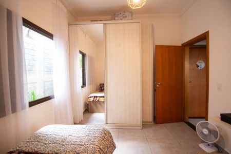 Casa de condomínio para alugar com 205m², 3 quartos e 2 vagasQuarto 1