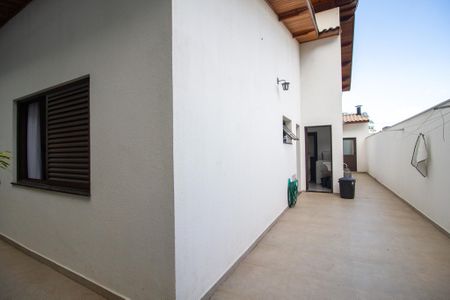 Casa de condomínio para alugar com 205m², 3 quartos e 2 vagasÁrea externa