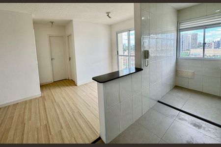 Sala de apartamento para alugar com 2 quartos, 48m² em Vila Mogilar, Mogi das Cruzes