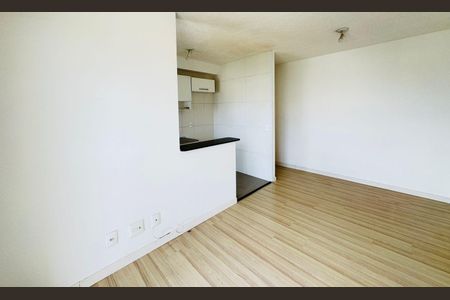 Sala de apartamento para alugar com 2 quartos, 48m² em Vila Mogilar, Mogi das Cruzes