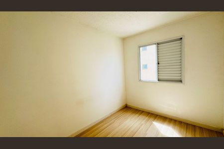 Quarto de apartamento para alugar com 2 quartos, 48m² em Vila Mogilar, Mogi das Cruzes