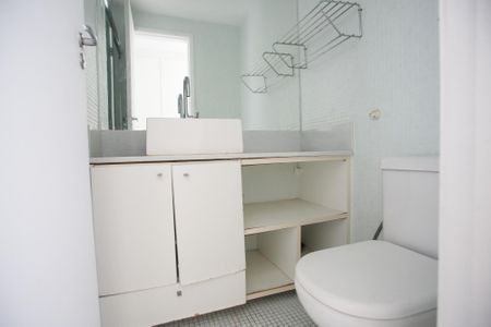 Apartamento para alugar com 68m², 2 quartos e 1 vagaBanheiro da Suíte