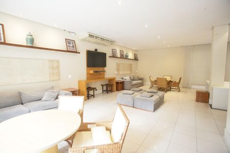 Apartamento para alugar com 68m², 2 quartos e 1 vagaÁrea comum - Salão de festas