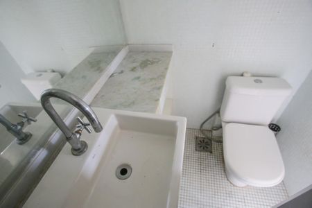 Apartamento para alugar com 68m², 2 quartos e 1 vagaBanheiro Social