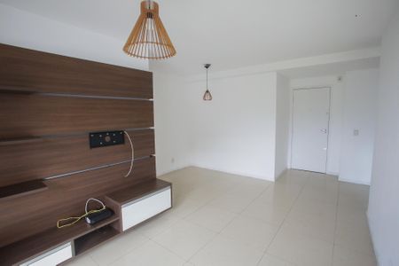 Apartamento para alugar com 68m², 2 quartos e 1 vagaSala