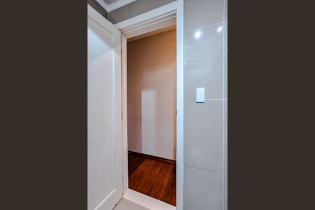 Apartamento à venda com 90m², 3 quartos e 1 vaga Apartamento à venda com 90m², 3 quartos e 1 vagaBanheiro