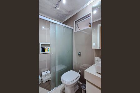 Apartamento à venda com 90m², 3 quartos e 1 vaga Apartamento à venda com 90m², 3 quartos e 1 vagaBanheiro