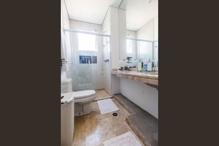 Apartamento para alugar com 367m², 5 quartos e 4 vagas Apartamento para alugar com 367m², 5 quartos e 4 vagasBanheiro da Suíte