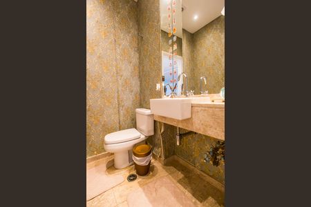 Apartamento para alugar com 367m², 5 quartos e 4 vagas Apartamento para alugar com 367m², 5 quartos e 4 vagasLavabo