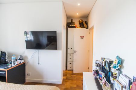 Apartamento para alugar com 367m², 5 quartos e 4 vagas Apartamento para alugar com 367m², 5 quartos e 4 vagasSuíte 2