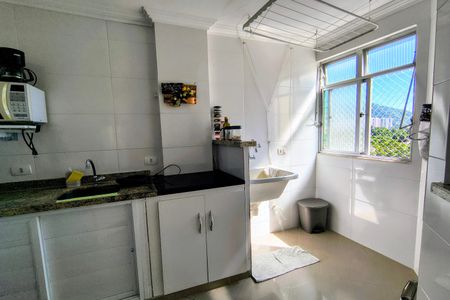 Apartamento para alugar com 60m², 2 quartos e 1 vaga Apartamento para alugar com 60m², 2 quartos e 1 vagaCozinha e Área de Serviço