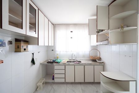 Apartamento para alugar com 123m², 3 quartos e 2 vagas Apartamento para alugar com 123m², 3 quartos e 2 vagasCozinha