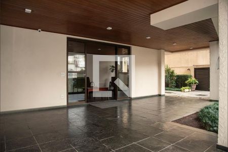 Apartamento para alugar com 123m², 3 quartos e 2 vagas Apartamento para alugar com 123m², 3 quartos e 2 vagasEntrada