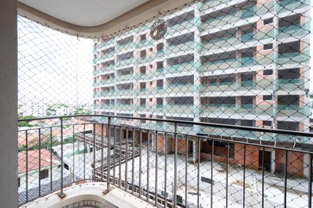 Apartamento para alugar com 123m², 3 quartos e 2 vagas Apartamento para alugar com 123m², 3 quartos e 2 vagasSuíte