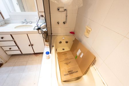 Apartamento para alugar com 123m², 3 quartos e 2 vagas Apartamento para alugar com 123m², 3 quartos e 2 vagasBanheiro Social