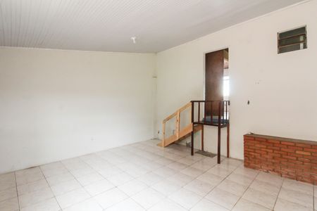 Casa à venda com 210m², 6 quartos e 2 vagas Casa à venda com 210m², 6 quartos e 2 vagasCasa 2