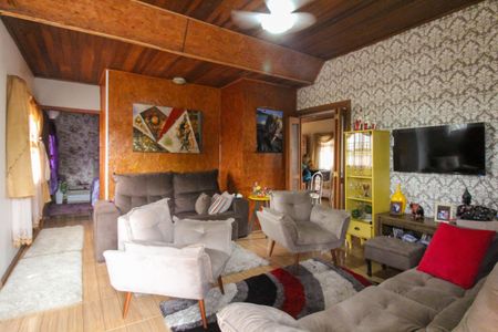 Sala de casa à venda com 6 quartos, 210m² em Olaria, Canoas