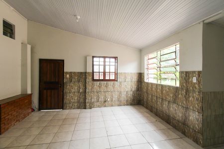 Casa à venda com 210m², 6 quartos e 2 vagas Casa à venda com 210m², 6 quartos e 2 vagasCasa 2