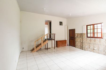 Casa à venda com 210m², 6 quartos e 2 vagas Casa à venda com 210m², 6 quartos e 2 vagasCasa 2