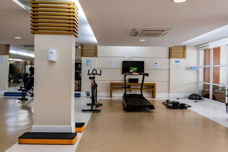 Apartamento à venda com 130m², 3 quartos e 2 vagasÁrea comum - Academia