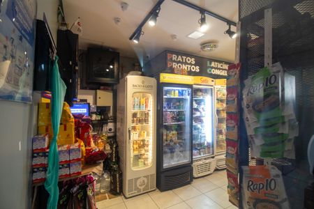 Apartamento à venda com 130m², 3 quartos e 2 vagasÁrea comum - Minimercado