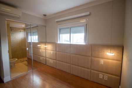 Apartamento à venda com 130m², 3 quartos e 2 vagasQuarto 3 - Suíte