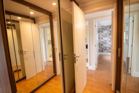 Apartamento à venda com 130m², 3 quartos e 2 vagasCloset da Suíte