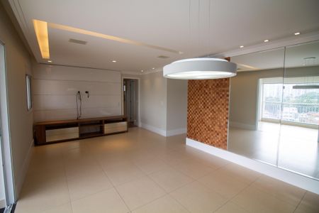 Apartamento à venda com 130m², 3 quartos e 2 vagasSala