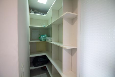 Apartamento à venda com 130m², 3 quartos e 2 vagasÁrea de Serviço - Dispensa