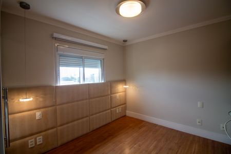 Apartamento à venda com 130m², 3 quartos e 2 vagasQuarto 3 - Suíte