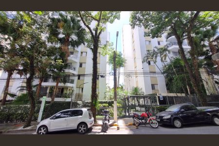 Apartamento à venda com 104m², 2 quartos e 2 vagas Apartamento à venda com 104m², 2 quartos e 2 vagasFachada