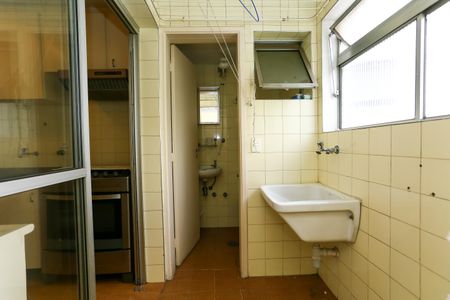 Apartamento à venda com 104m², 2 quartos e 2 vagas Apartamento à venda com 104m², 2 quartos e 2 vagasÁrea de Serviço