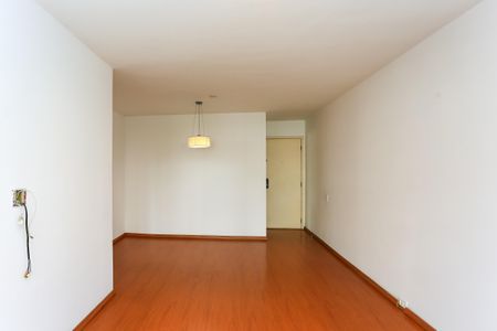 Apartamento à venda com 104m², 2 quartos e 2 vagas Apartamento à venda com 104m², 2 quartos e 2 vagasSala