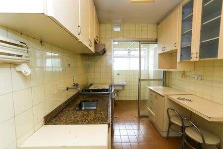Apartamento à venda com 104m², 2 quartos e 2 vagas Apartamento à venda com 104m², 2 quartos e 2 vagascozinha