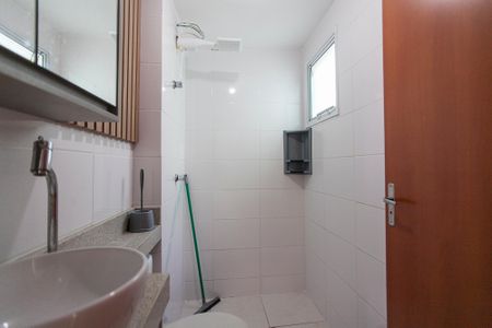 Apartamento para alugar com 55m², 2 quartos e 1 vaga Apartamento para alugar com 55m², 2 quartos e 1 vagaBanheiro