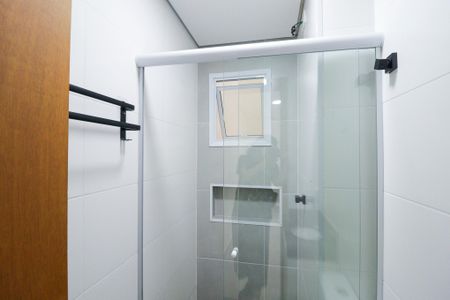 Studio para alugar com 26m², 0 quarto e sem vaga Studio para alugar com 26m², 0 quarto e sem vagaBanheiro social