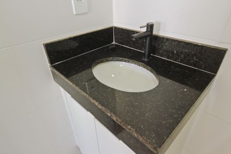 Studio para alugar com 29m², 1 quarto e sem vaga Studio para alugar com 29m², 1 quarto e sem vagaBanheiro