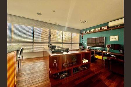 Apartamento à venda com 94m², 2 quartos e 2 vagasSala