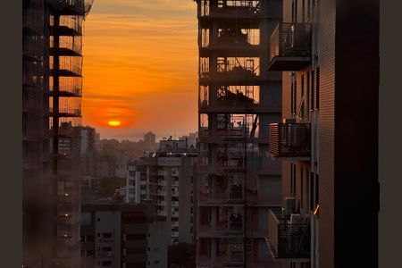 Apartamento à venda com 94m², 2 quartos e 2 vagasVista da sala