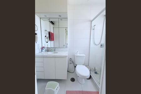 Apartamento à venda com 94m², 2 quartos e 2 vagasBanheiro