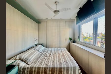 Quarto de apartamento à venda com 2 quartos, 94m² em Petrópolis, Porto Alegre