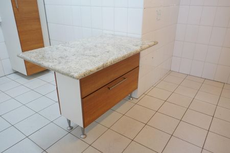 Apartamento à venda com 105m², 3 quartos e 2 vagasCozinha
